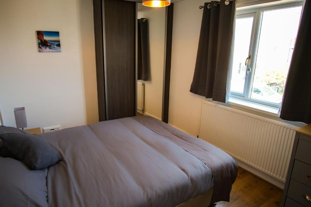 3 Bed, Parking Inc 15 Percent Off For Monthly Stays Westoe Esterno foto