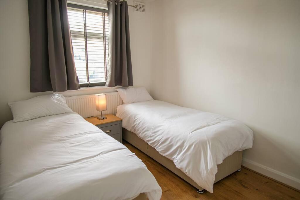 3 Bed, Parking Inc 15 Percent Off For Monthly Stays Westoe Esterno foto