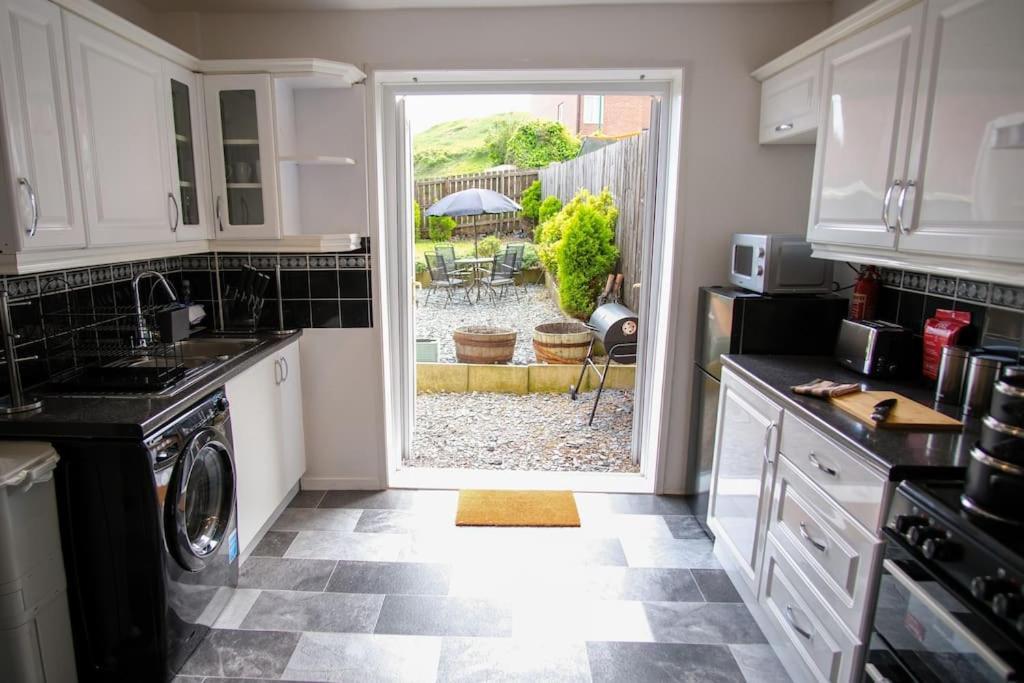 3 Bed, Parking Inc 15 Percent Off For Monthly Stays Westoe Esterno foto