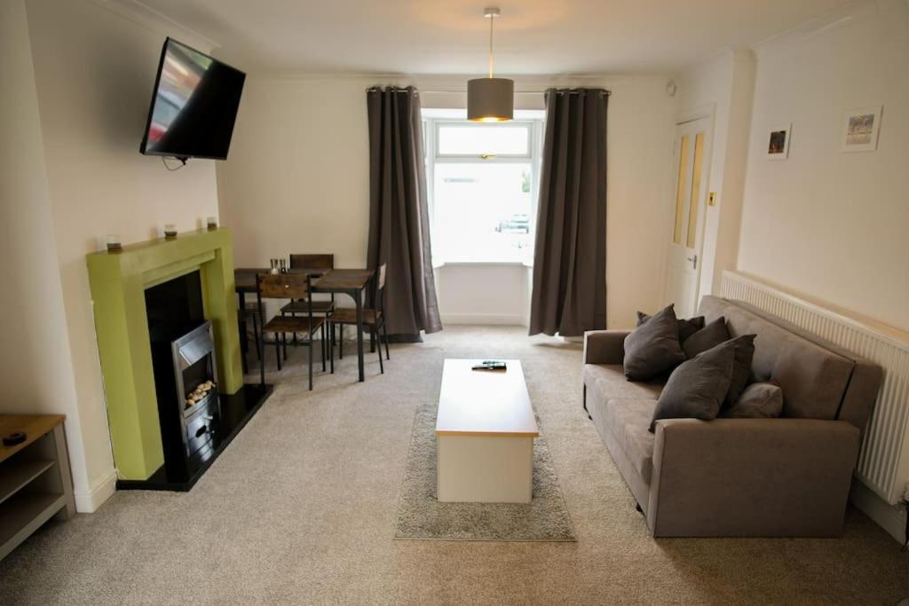3 Bed, Parking Inc 15 Percent Off For Monthly Stays Westoe Esterno foto